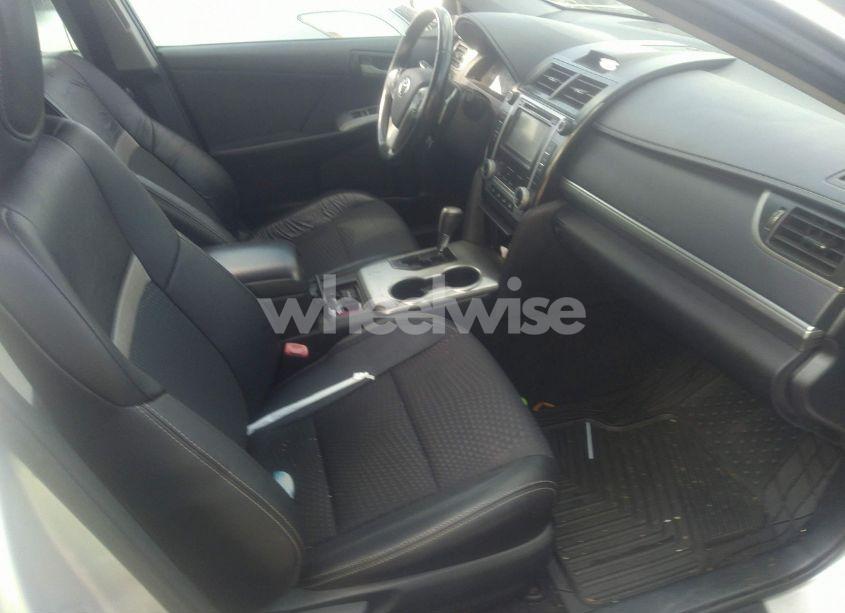 Photo 5 of 2014 Toyota Camry SE V6 (VIN 4T1BK1FK0EU541806)