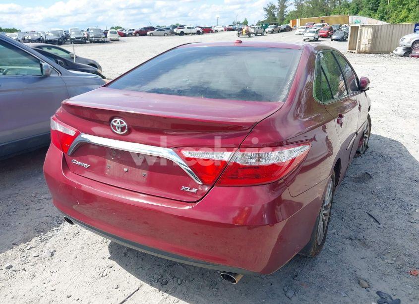 Photo 4 of 2015 Toyota Camry XLE V6 (VIN 4T1BK1FK0FU557148)