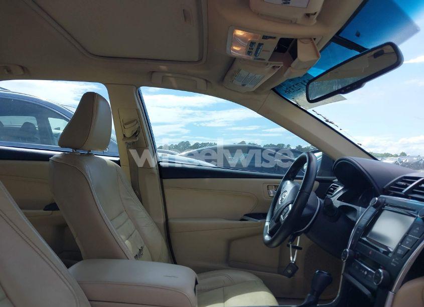 Photo 5 of 2015 Toyota Camry XLE V6 (VIN 4T1BK1FK0FU557148)