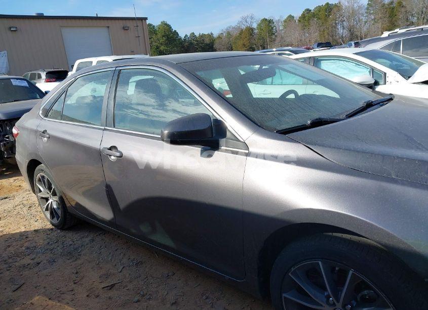 Photo 14 of 2016 Toyota Camry XSE V6 (VIN 4T1BK1FK0GU570841)