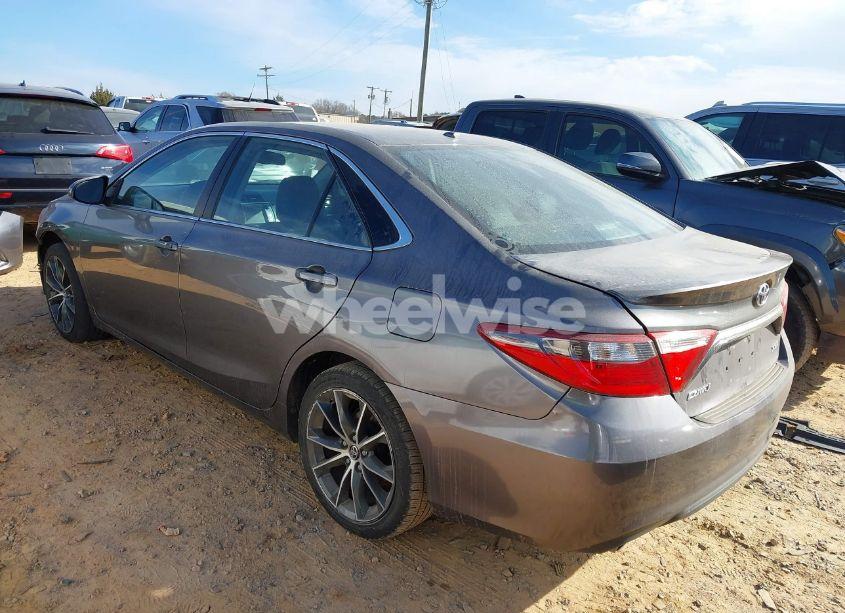 Photo 3 of 2016 Toyota Camry XSE V6 (VIN 4T1BK1FK0GU570841)