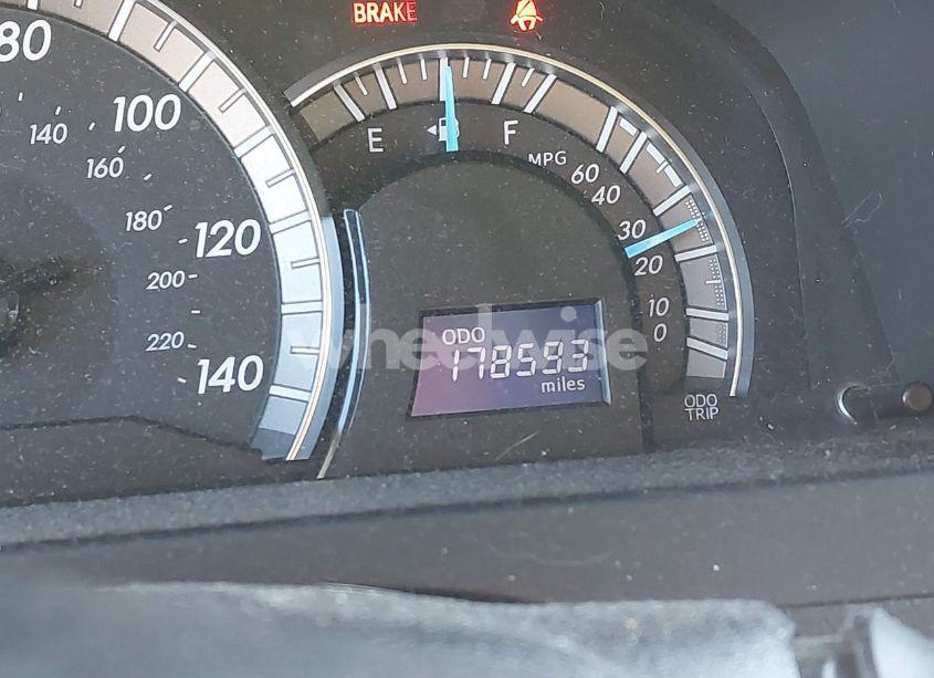 Photo 15 of 2013 Toyota Camry SE V6 (VIN 4T1BK1FK1DU021824)