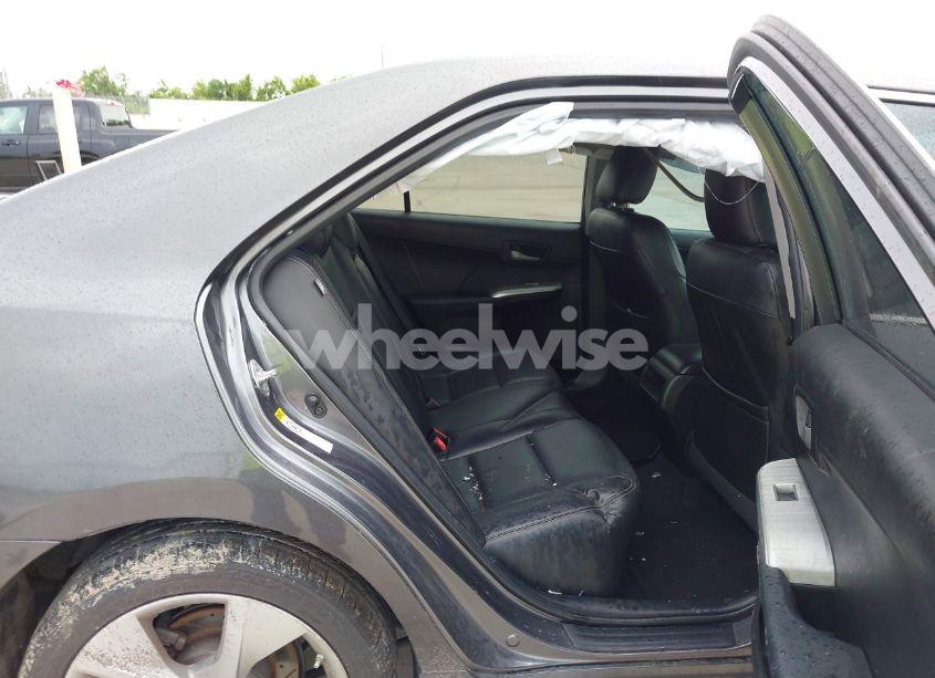 Photo 8 of 2013 Toyota Camry SE V6 (VIN 4T1BK1FK1DU023203)