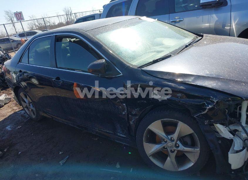 Photo 14 of 2013 Toyota Camry SE V6 (VIN 4T1BK1FK1DU530604)