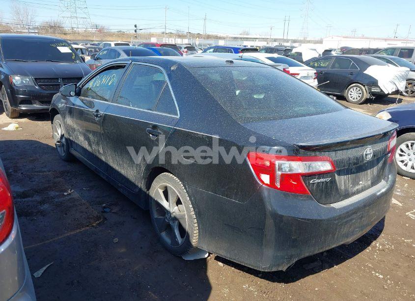 Photo 3 of 2013 Toyota Camry SE V6 (VIN 4T1BK1FK1DU530604)