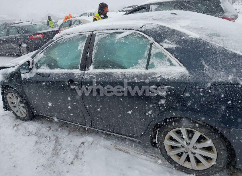 Photo 15 of 2014 Toyota Camry XLE V6 (VIN 4T1BK1FK1EU546559)