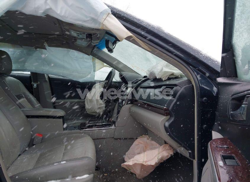 Photo 5 of 2014 Toyota Camry XLE V6 (VIN 4T1BK1FK1EU546559)