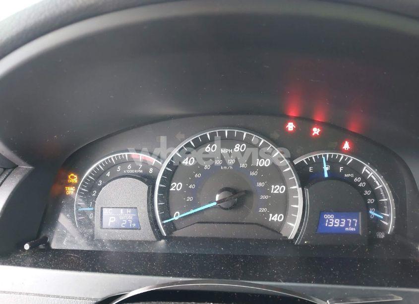 Photo 7 of 2014 Toyota Camry XLE V6 (VIN 4T1BK1FK1EU546559)