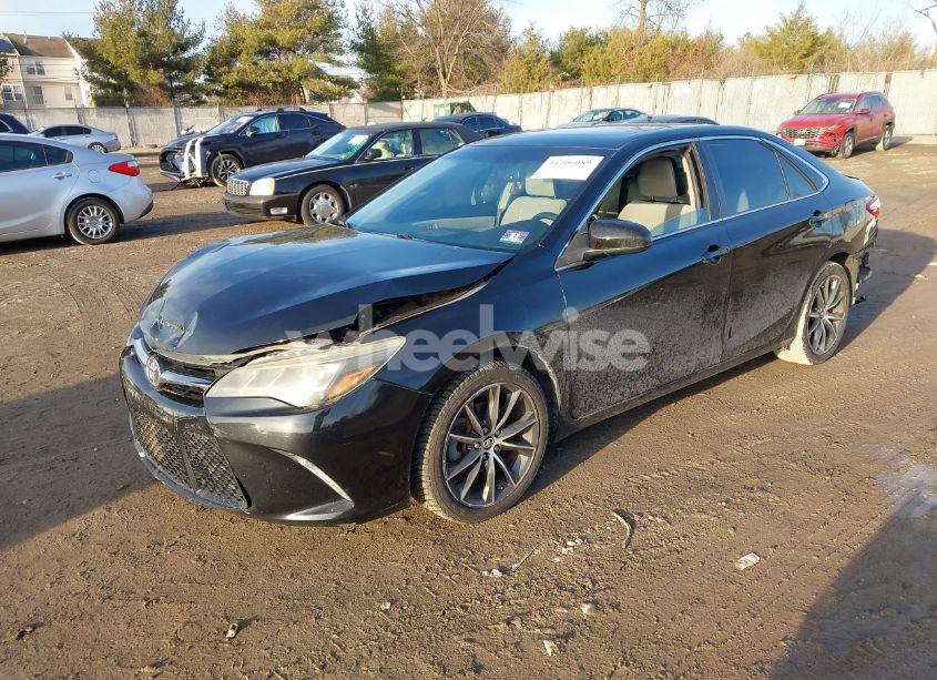 Photo 2 of 2015 Toyota Camry XSE V6 (VIN 4T1BK1FK1FU558874)