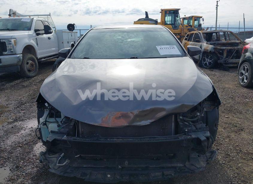 Photo 13 of 2015 Toyota Camry XLE V6 (VIN 4T1BK1FK1FU562889)