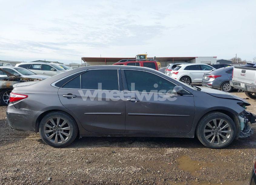 Photo 14 of 2015 Toyota Camry XLE V6 (VIN 4T1BK1FK1FU562889)