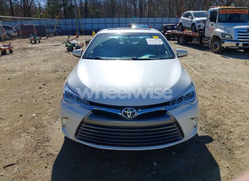 Photo 12 of 2016 Toyota Camry XLE V6 (VIN 4T1BK1FK1GU569780)
