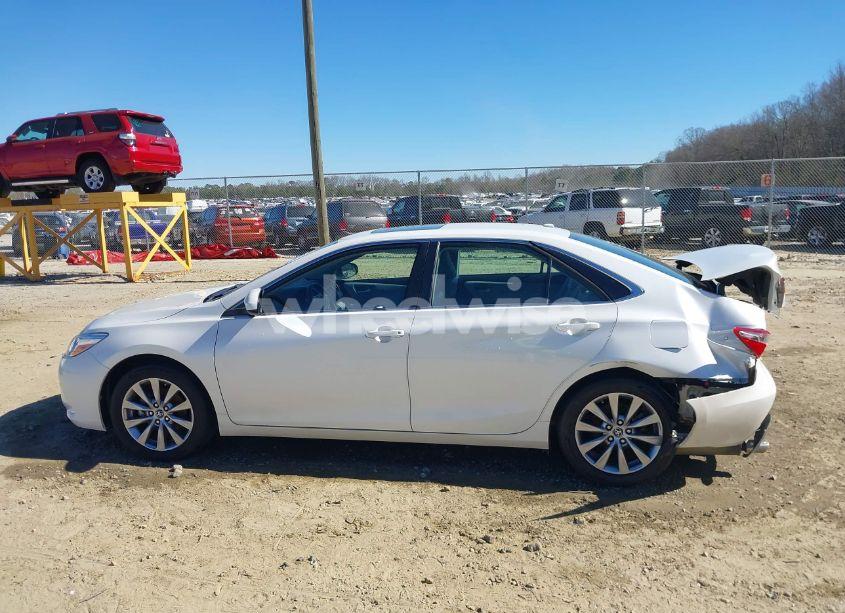 Photo 14 of 2016 Toyota Camry XLE V6 (VIN 4T1BK1FK1GU569780)