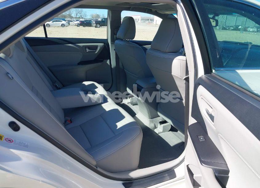 Photo 8 of 2016 Toyota Camry XLE V6 (VIN 4T1BK1FK1GU569780)