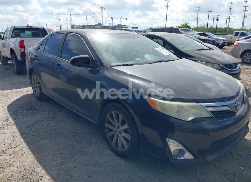 2012 Toyota Camry XLE V6 (VIN 4T1BK1FK2CU003038) main photo