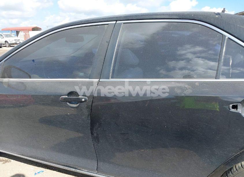 Photo 14 of 2012 Toyota Camry XLE V6 (VIN 4T1BK1FK2CU003038)