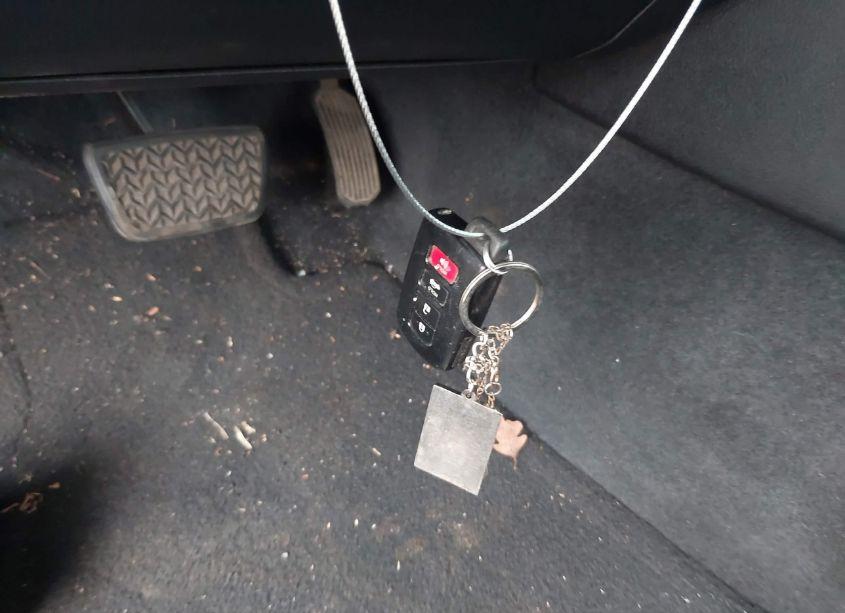 Photo 11 of 2012 Toyota Camry SE V6 (VIN 4T1BK1FK2CU006148)