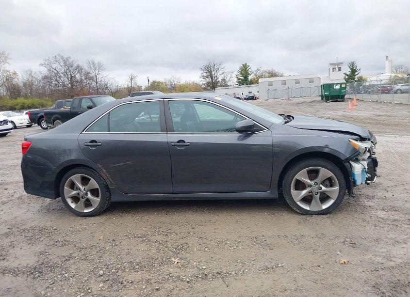 Photo 14 of 2012 Toyota Camry SE V6 (VIN 4T1BK1FK2CU012614)