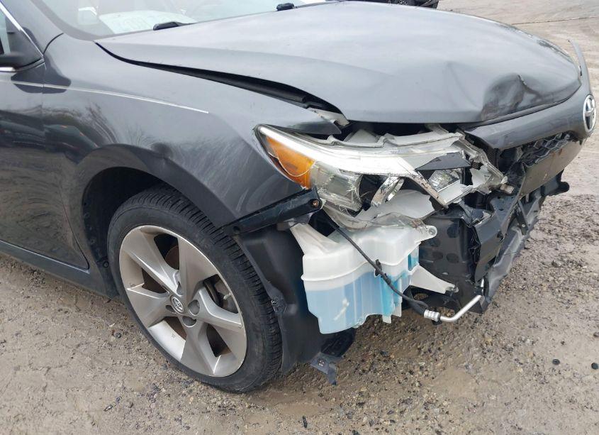 Photo 18 of 2012 Toyota Camry SE V6 (VIN 4T1BK1FK2CU012614)