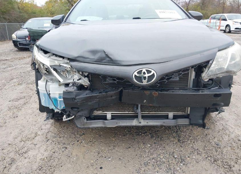 Photo 6 of 2012 Toyota Camry SE V6 (VIN 4T1BK1FK2CU012614)