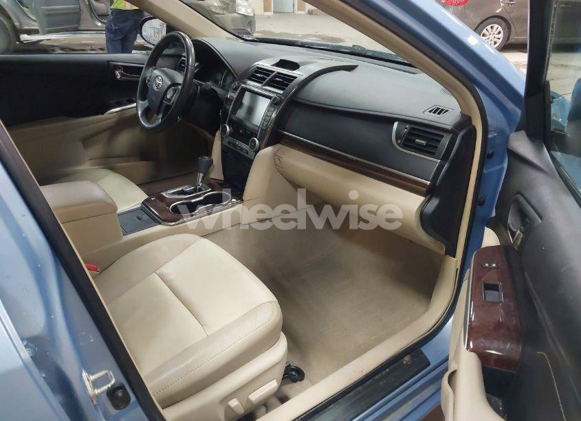 Photo 5 of 2013 Toyota Camry XLE V6 (VIN 4T1BK1FK2DU531535)