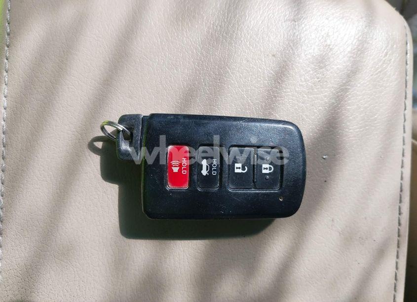 Photo 11 of 2013 Toyota Camry XLE V6 (VIN 4T1BK1FK2DU533091)