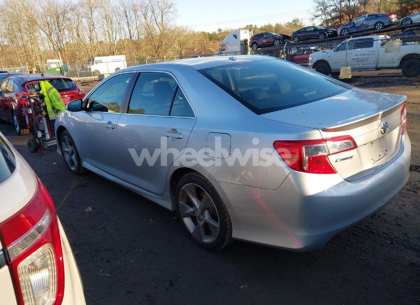 Photo 15 of 2013 Toyota Camry SE V6 (VIN 4T1BK1FK2DU534130)