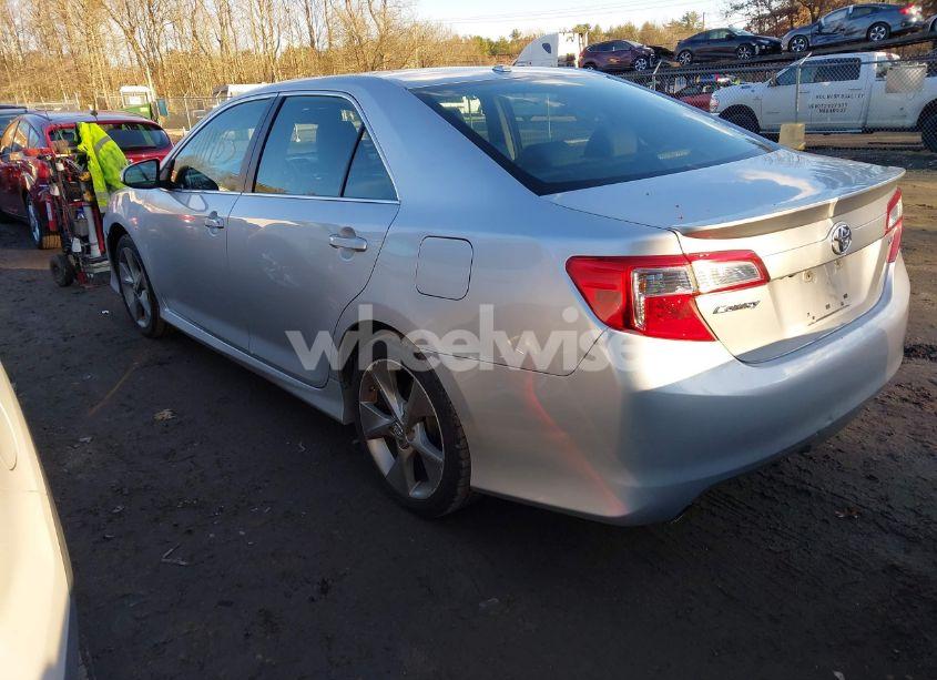 Photo 3 of 2013 Toyota Camry SE V6 (VIN 4T1BK1FK2DU534130)