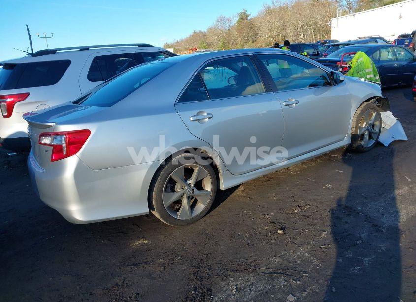Photo 4 of 2013 Toyota Camry SE V6 (VIN 4T1BK1FK2DU534130)