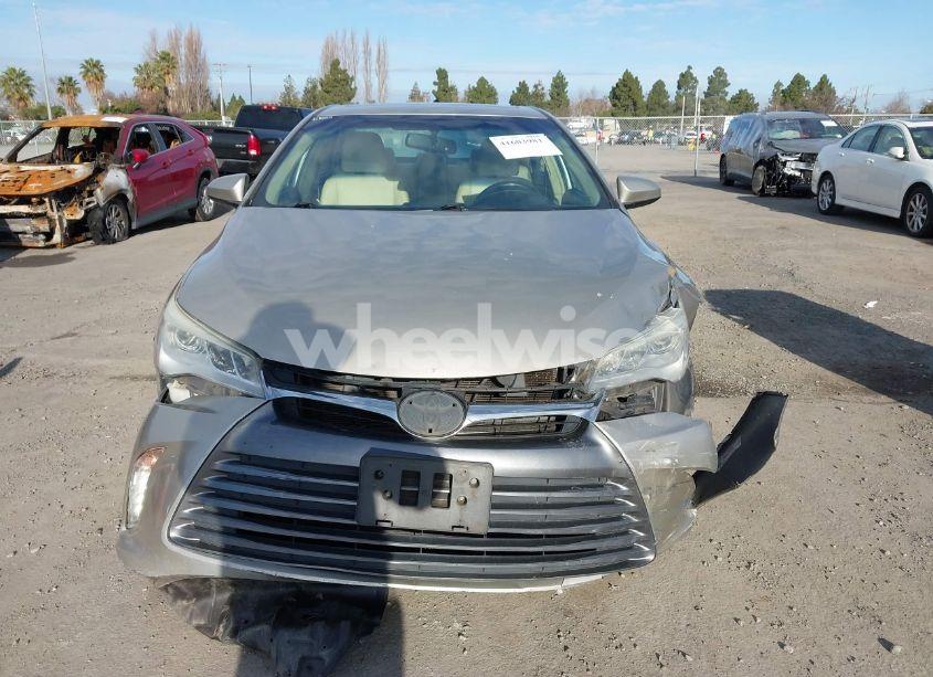 Photo 12 of 2015 Toyota Camry XLE V6 (VIN 4T1BK1FK2FU557359)