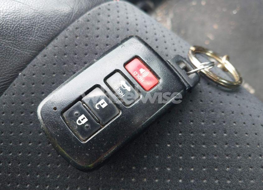 Photo 11 of 2015 Toyota Camry XSE V6 (VIN 4T1BK1FK2FU562836)