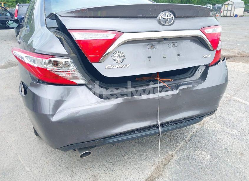 Photo 6 of 2015 Toyota Camry XSE V6 (VIN 4T1BK1FK2FU562836)