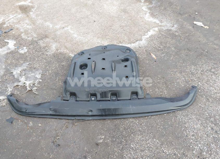 Photo 12 of 2016 Toyota Camry XLE V6 (VIN 4T1BK1FK2GU570484)