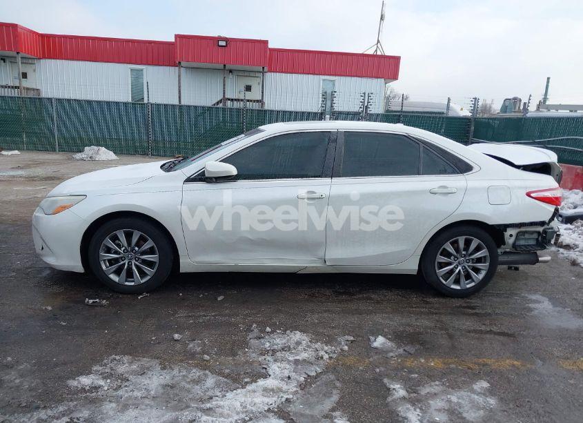 Photo 15 of 2016 Toyota Camry XLE V6 (VIN 4T1BK1FK2GU570484)