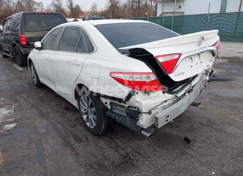 Photo 3 of 2016 Toyota Camry XLE V6 (VIN 4T1BK1FK2GU570484)