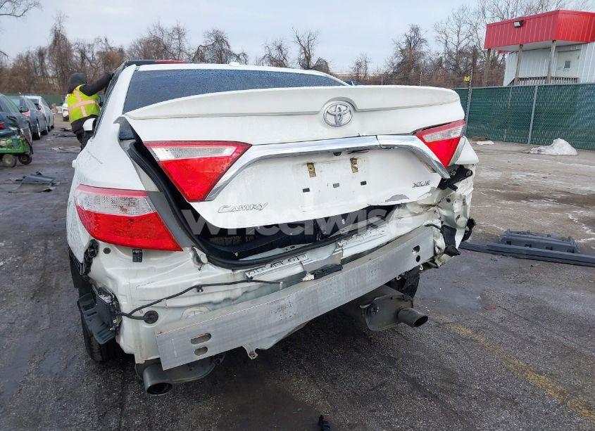 Photo 6 of 2016 Toyota Camry XLE V6 (VIN 4T1BK1FK2GU570484)