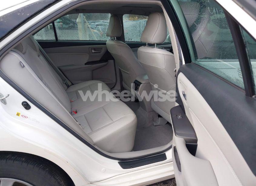 Photo 8 of 2016 Toyota Camry XLE V6 (VIN 4T1BK1FK2GU570484)