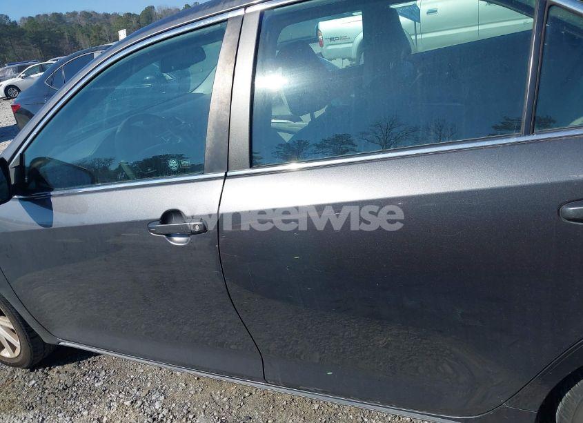 Photo 14 of 2012 Toyota Camry XLE V6 (VIN 4T1BK1FK3CU014114)