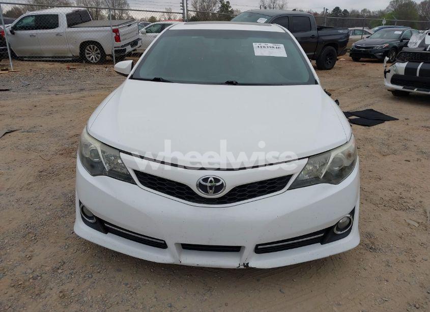 Photo 12 of 2012 Toyota Camry SE V6 (VIN 4T1BK1FK3CU017630)