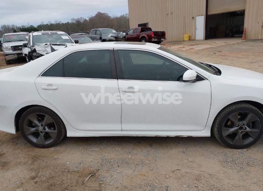 Photo 13 of 2012 Toyota Camry SE V6 (VIN 4T1BK1FK3CU017630)