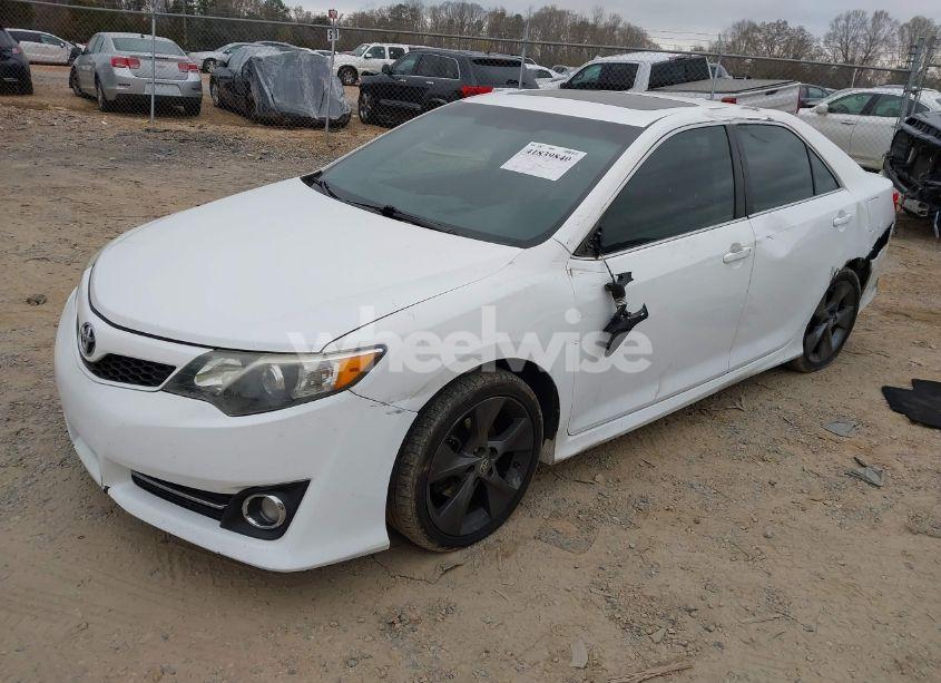 Photo 2 of 2012 Toyota Camry SE V6 (VIN 4T1BK1FK3CU017630)