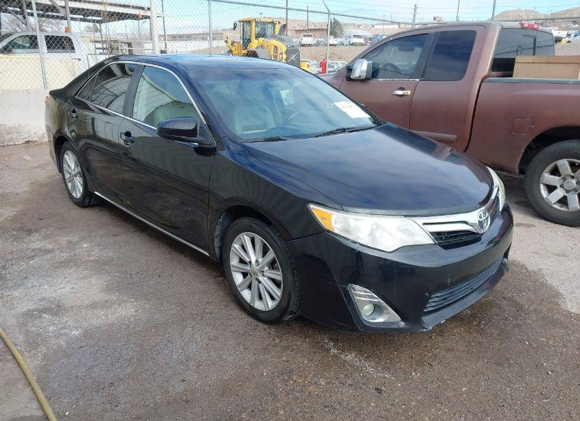 2012 Toyota Camry XLE V6 (VIN 4T1BK1FK3CU521384) main photo