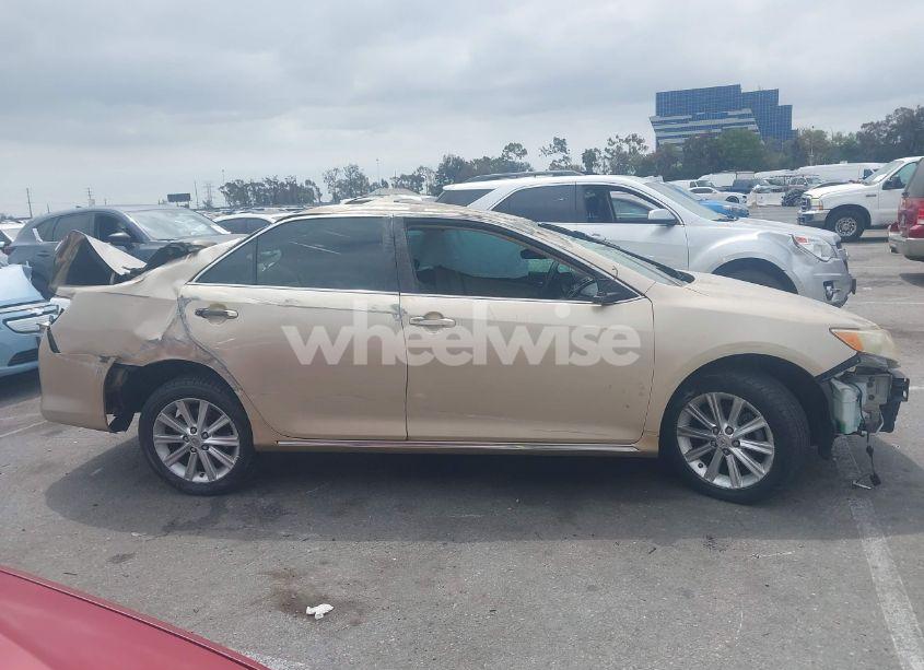 Photo 12 of 2012 Toyota Camry XLE V6 (VIN 4T1BK1FK3CU523071)