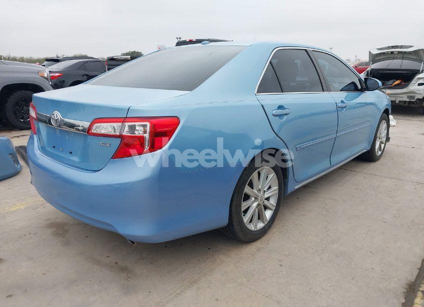 Photo 4 of 2013 Toyota Camry XLE V6 (VIN 4T1BK1FK3DU526487)