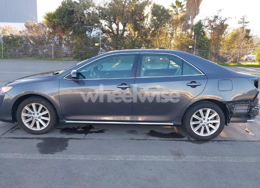 Photo 15 of 2013 Toyota Camry XLE V6 (VIN 4T1BK1FK3DU534640)