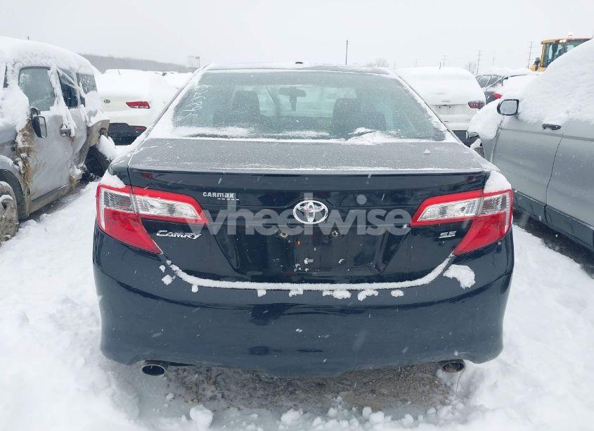 Photo 16 of 2014 Toyota Camry SE V6 (VIN 4T1BK1FK3EU026895)