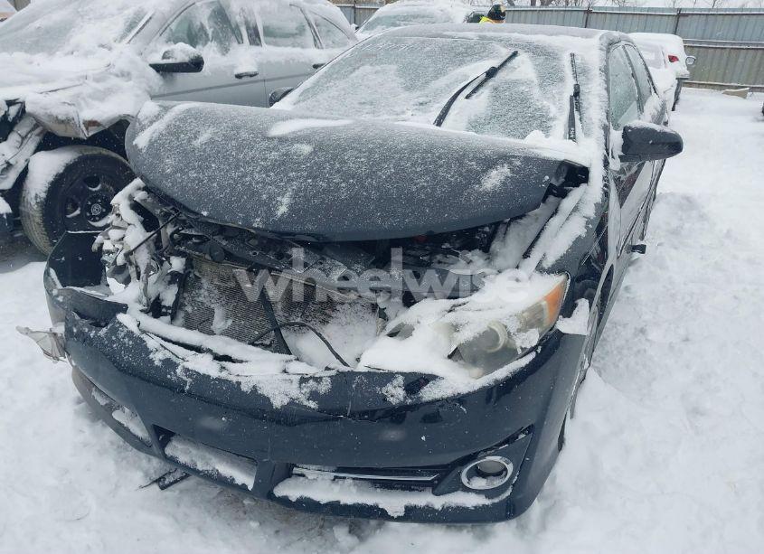 Photo 6 of 2014 Toyota Camry SE V6 (VIN 4T1BK1FK3EU026895)