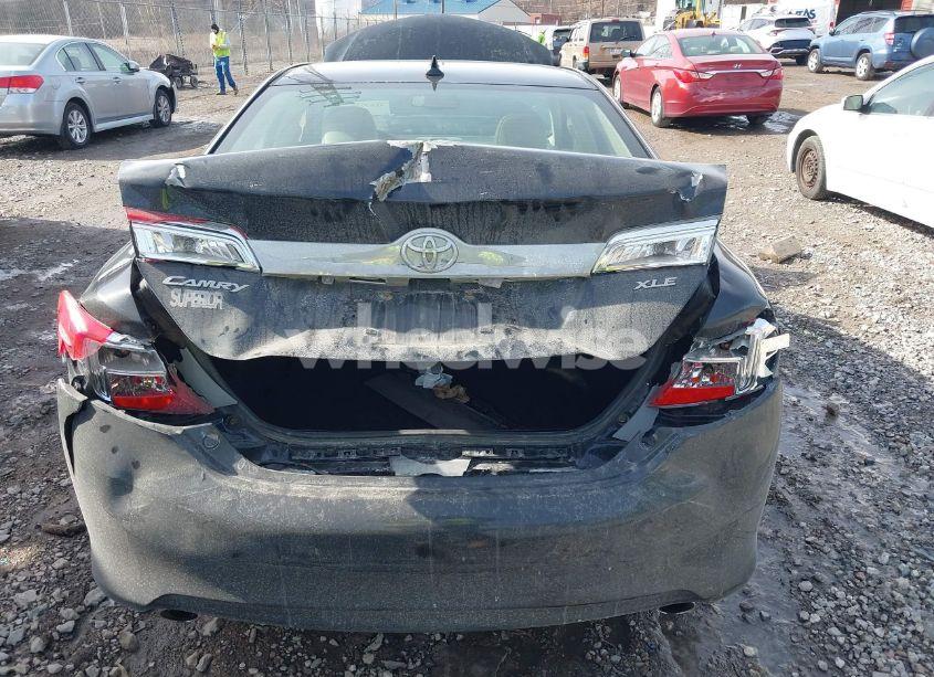 Photo 6 of 2014 Toyota Camry XLE V6 (VIN 4T1BK1FK3EU537670)