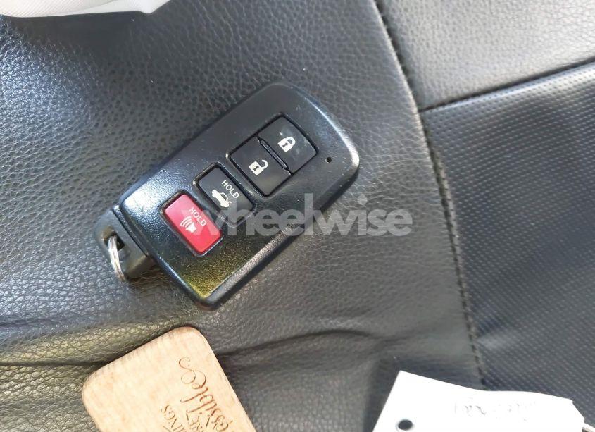 Photo 11 of 2015 Toyota Camry XSE V6 (VIN 4T1BK1FK3FU557497)