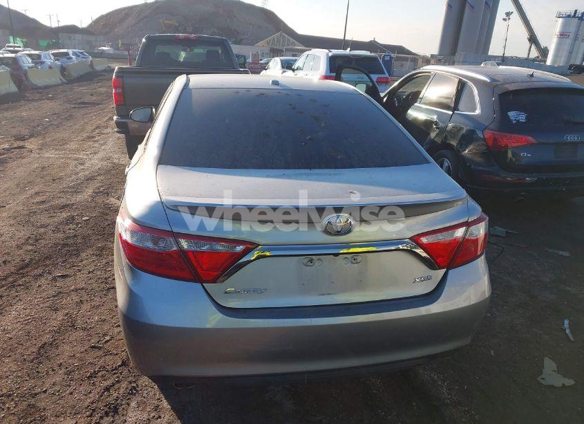 Photo 16 of 2015 Toyota Camry XSE V6 (VIN 4T1BK1FK3FU557497)